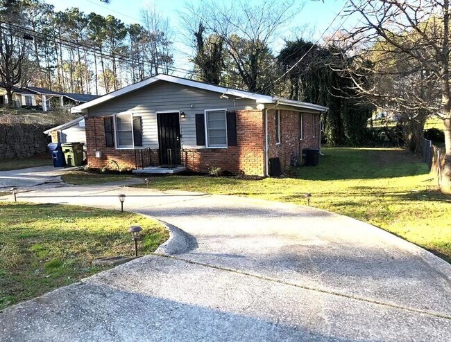 Photo - 3889 Branch Dr SW