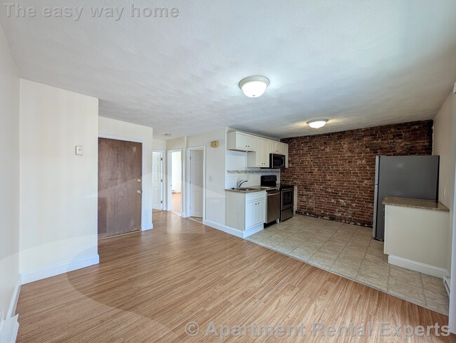 Photo - 3 Elm St Unit #3