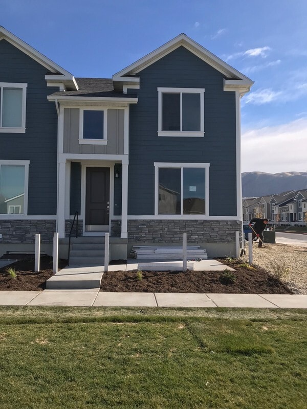 Building Photo - 14822 Queens Garden Ln