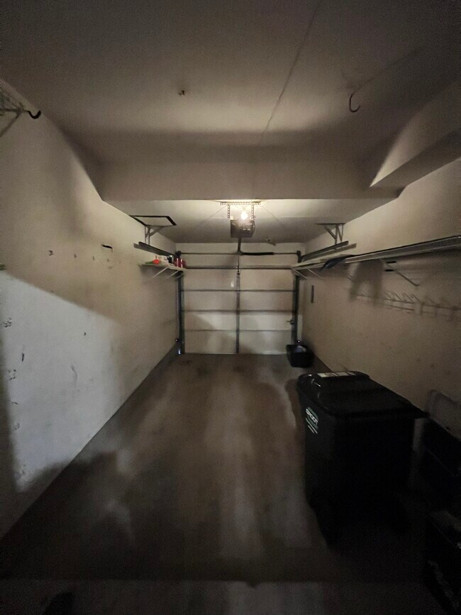 Photo - 1801 W Diversey Pky Apartment Unit 18