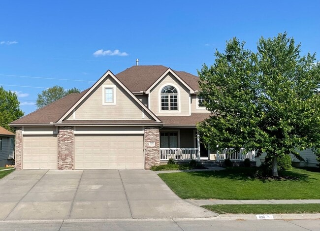 Photo - Don't Miss Out On This Gem in Papillion