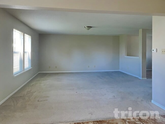 Photo - 5632 N Jefferson Dr