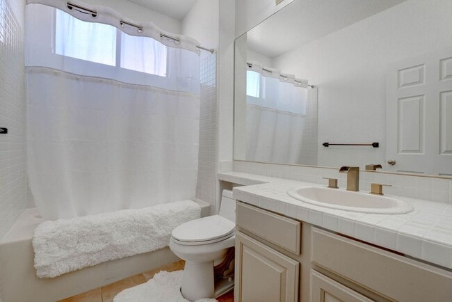 Photo - 3238 Brookfield Dr