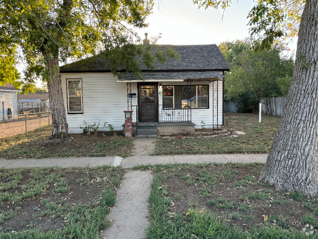 Building Photo - 320 13th Ave Rental