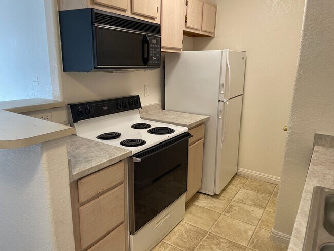 Photo - I bed 1 bath condo