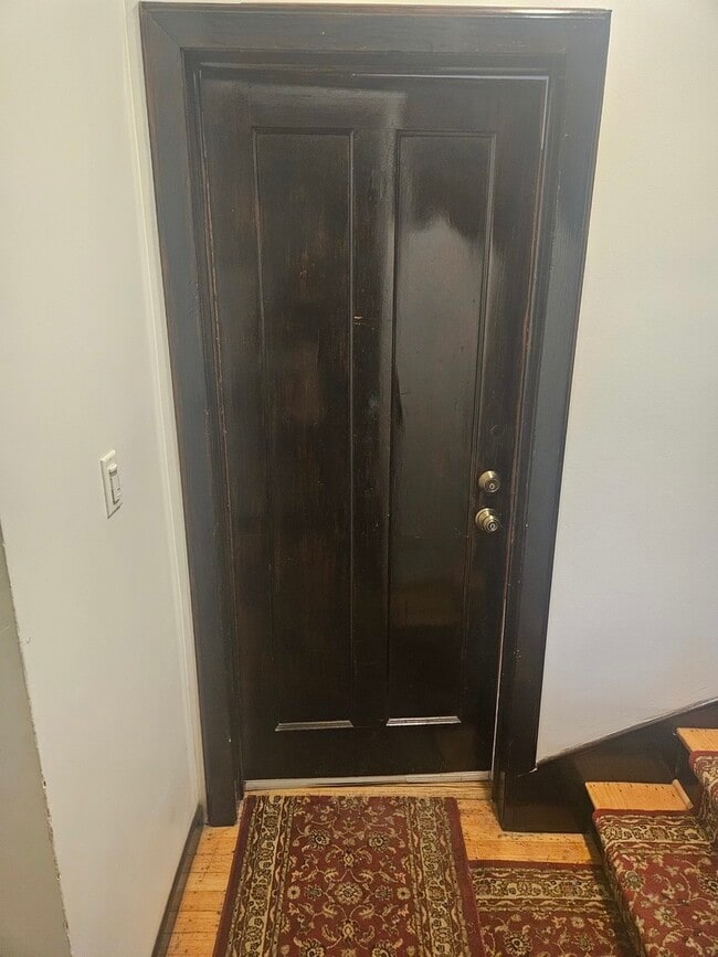 Photo - 4839 N Lawndale Ave Unidad 1