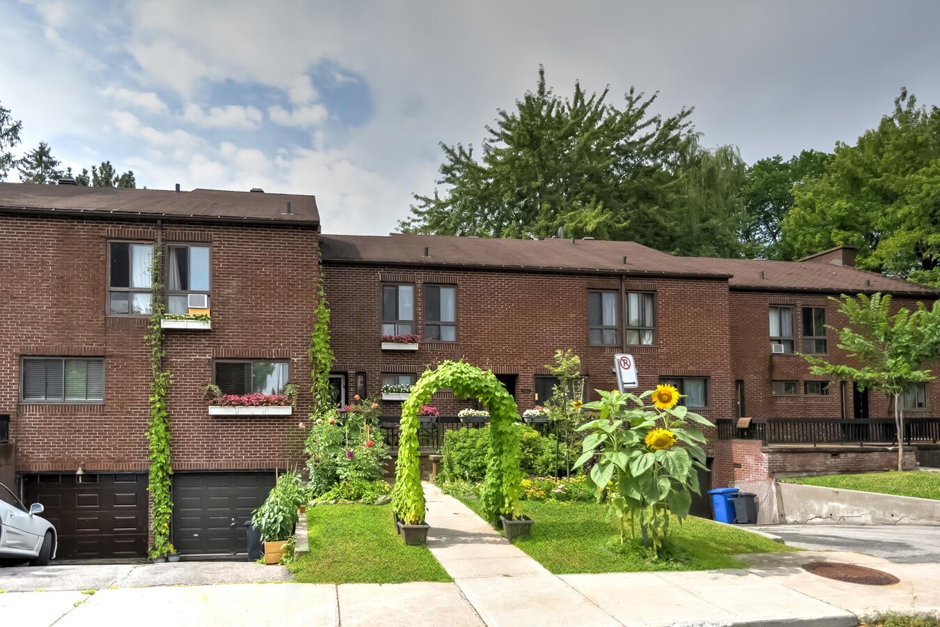 Photo - PH 1 - TH River