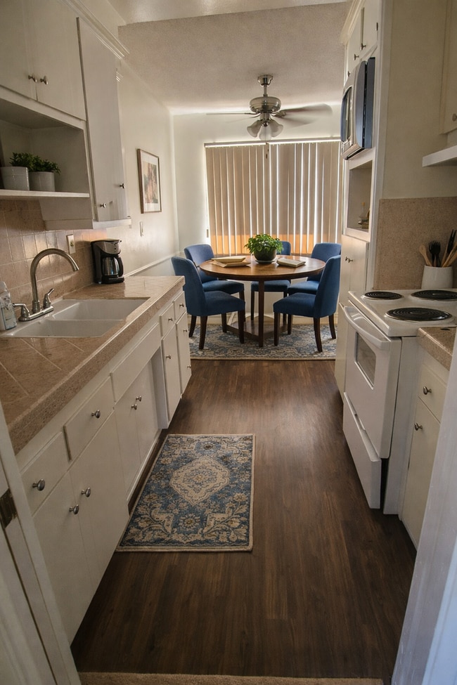 Photo - 11811 Beverly