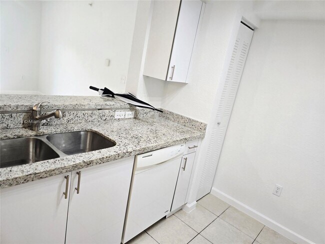 Photo - 15410 SW 284th St Unit 8207