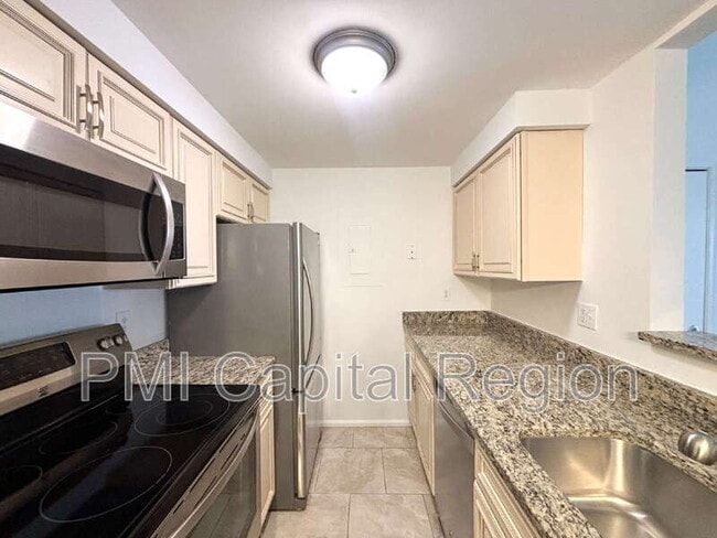 Photo - 13059 Shadyside Ln Unidad 11-175