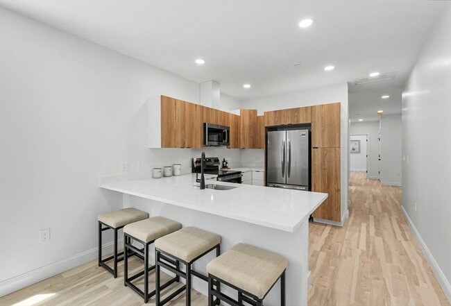 Photo - 73 Portland St Unit 101