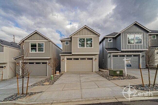 Photo - 4935 NE 2nd Ct