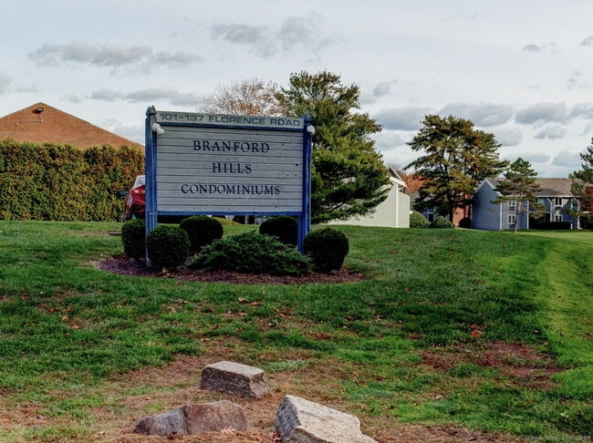 Photo - 105 Florence Rd Unit 2B