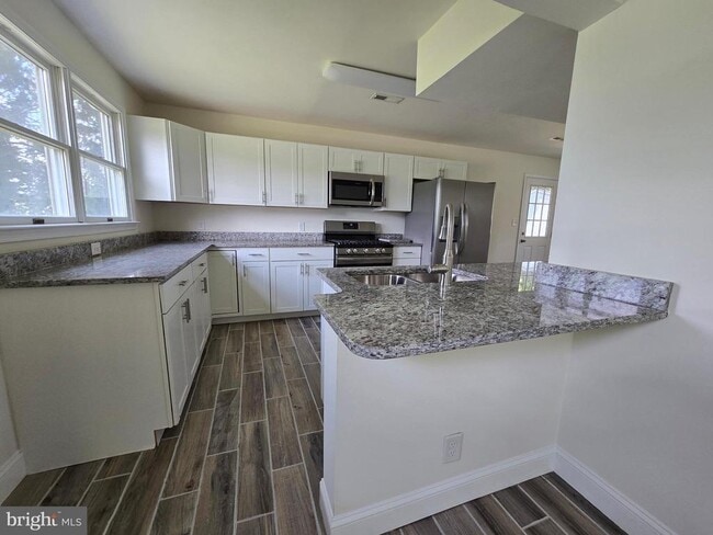 Photo - 490 Duck Creek Rd
