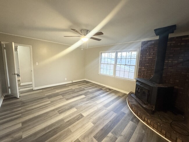 Photo - 3944 Easy St