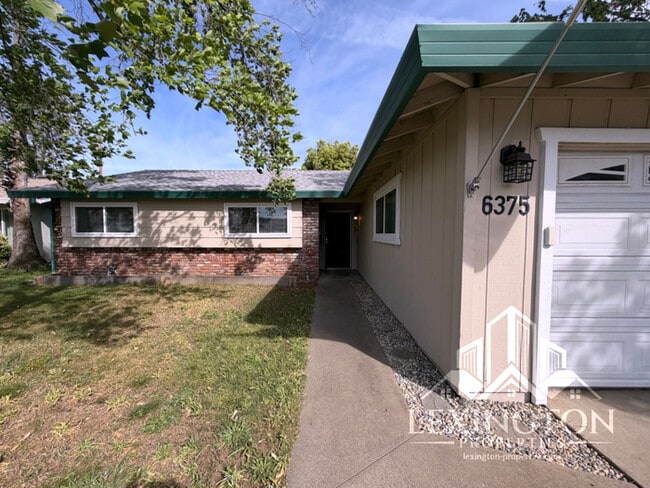Photo - Lovely updated, 3BD/2BA, Home in Rocklin – off Pacific St. near Hwy 80 Access!