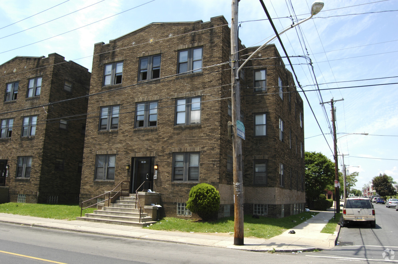 Walnut Hill West - Walnut Hill West Apartments