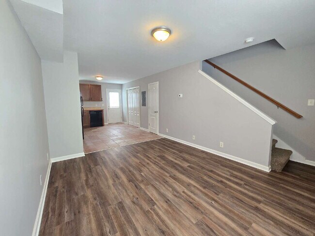 Photo - 805 Oak Arbor Ct