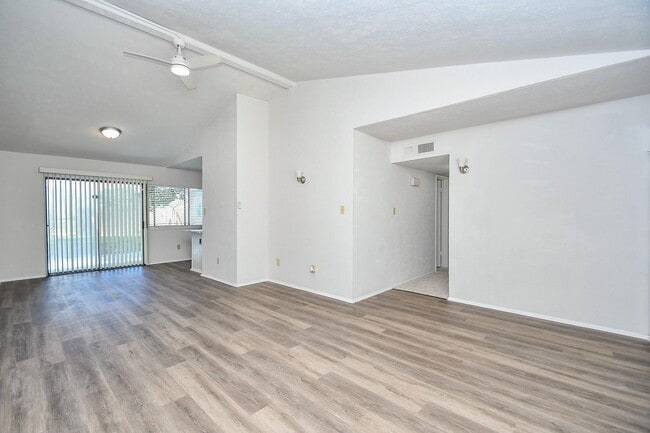 Photo - 6915 Jeb Stuart Dr