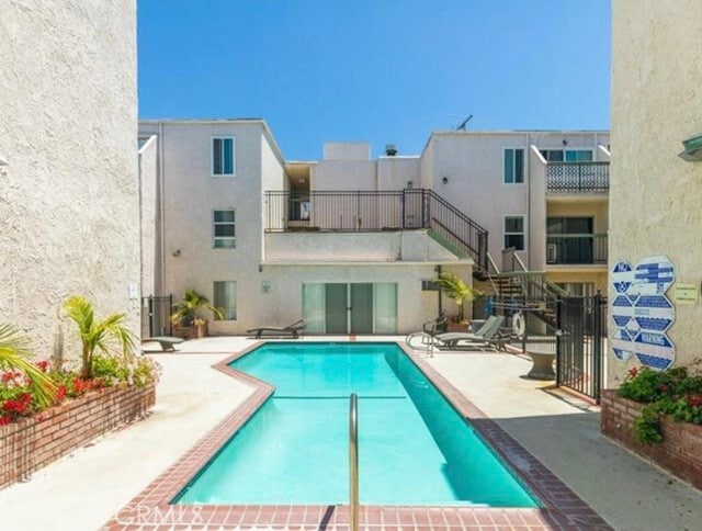 Building Photo - 409 Burchett St