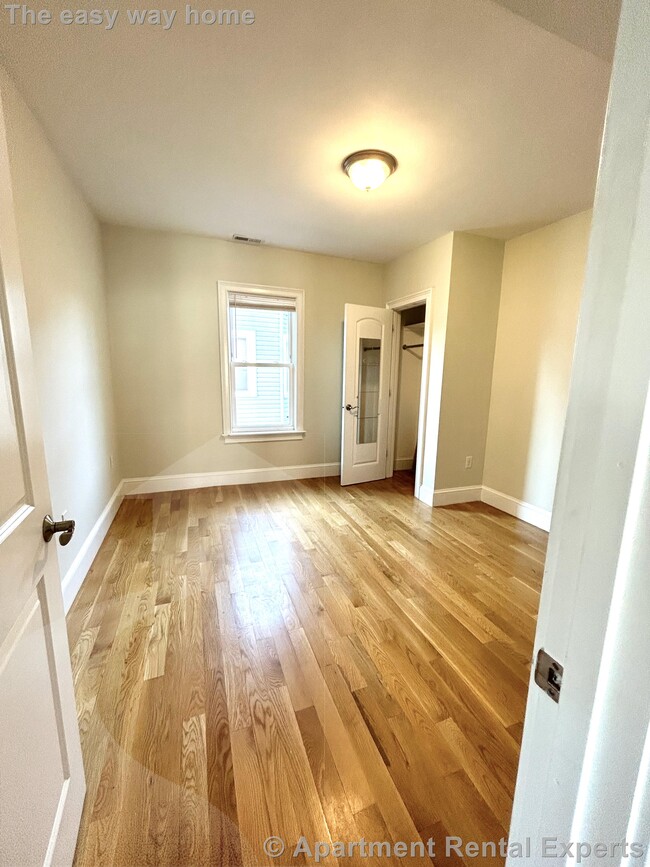 Photo - 57 Greenleaf Ave Unit #2