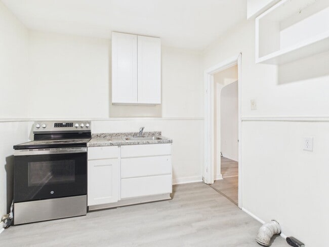 Photo - 26 Spring St