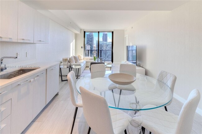 Photo - 55 SW 9th St Unit 3404