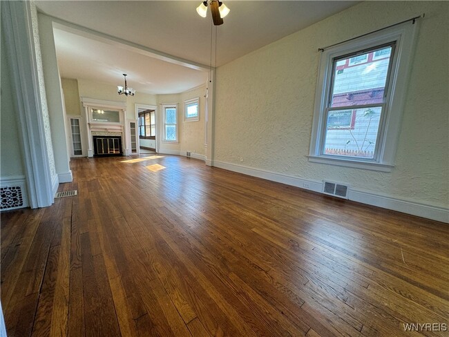 Photo - 401 Parkside Ave