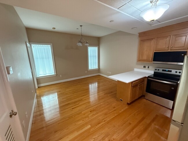 Building Photo - 22 Whiting St Unit 203