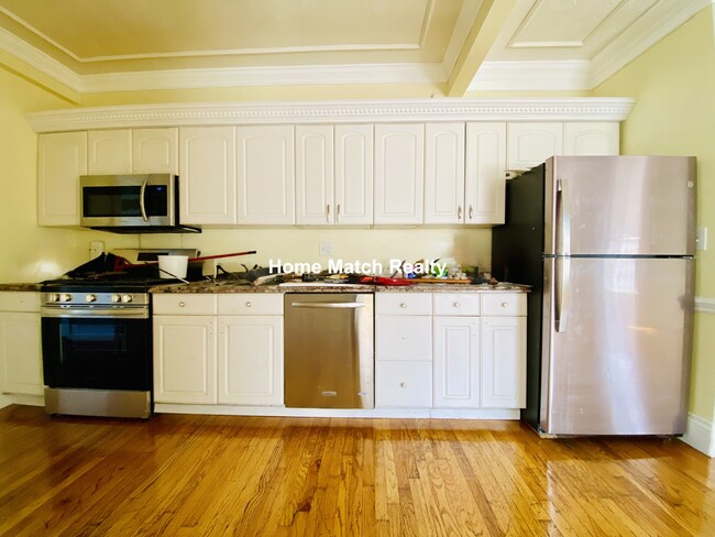 Photo - 4 Foster St Apartments Unit 1