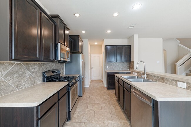 Photo - 25322 Saddlebrook Ranch Dr