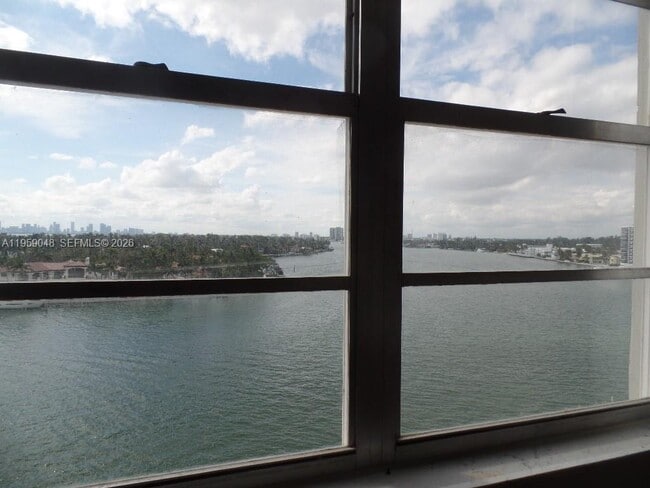 Photo - 6770 Indian Creek Dr Unit 8F