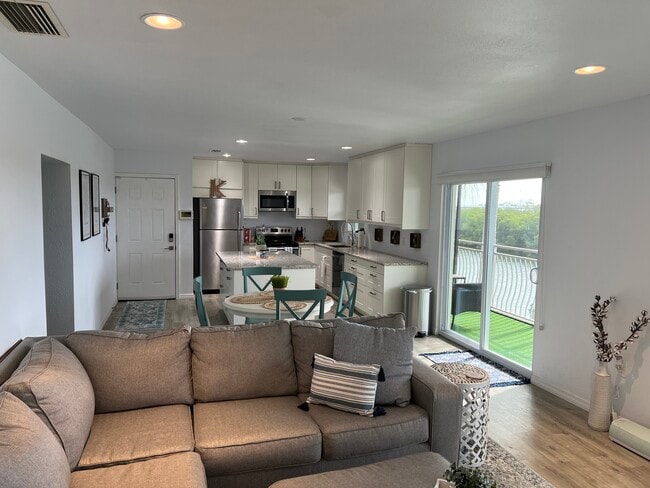 Photo - 8815 Bay Pointe Dr Unit C205