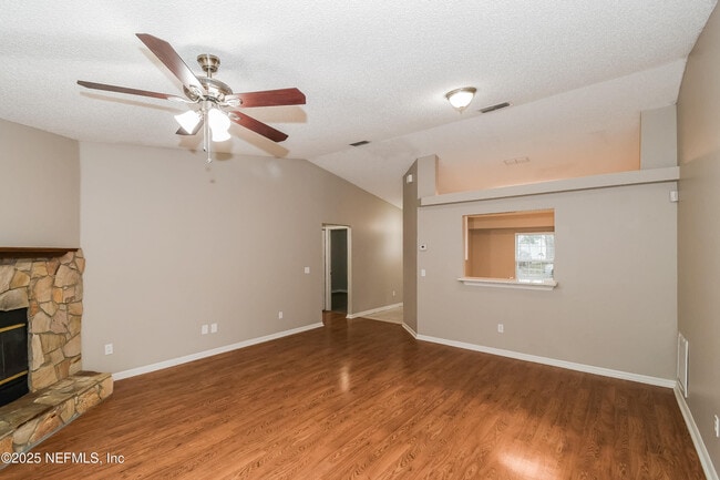 Photo - 8155 Teaticket Dr