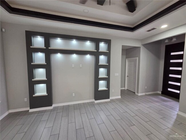 1302 Playa Dr