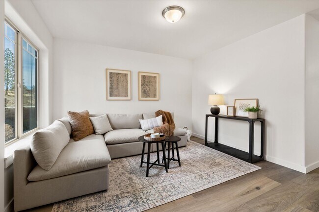 Photo - Brentwood Ave., 20507-00000-BREN-00 Unit #2