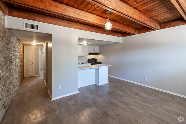 1BR, 1BA - 800SF - #108 - Kitchen - Brookley Apartments