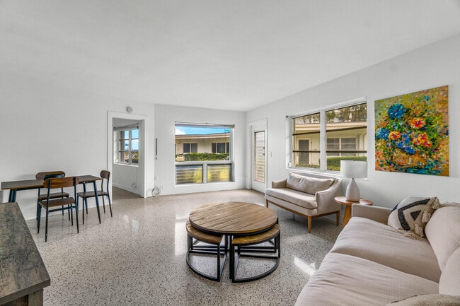 Photo - 1191 S Ocean Blvd Apartamento Unidad 6