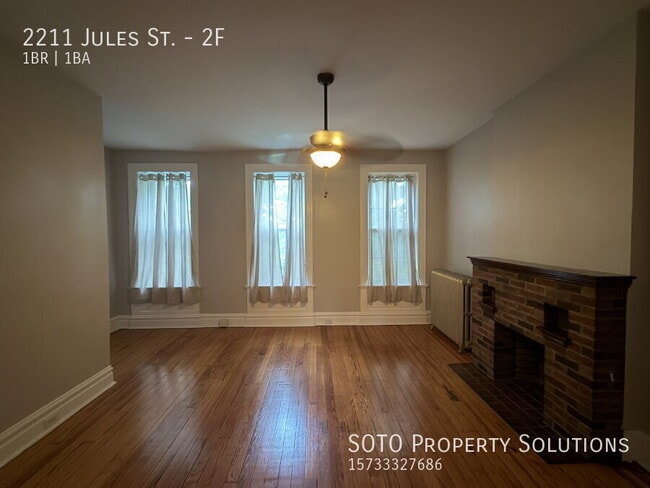Photo - 2209-2211 Jules St Unit 2F