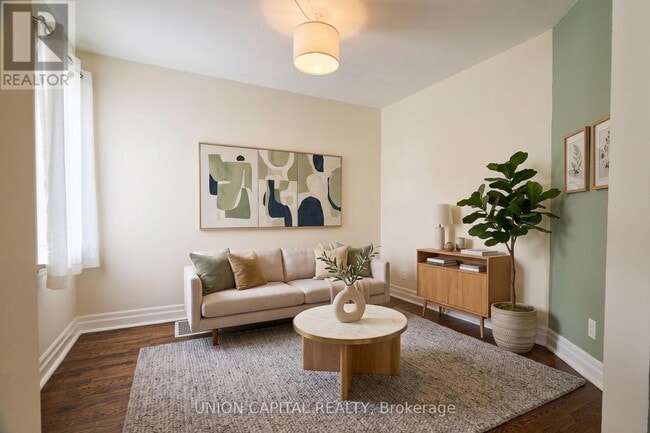 Photo - 269 Haig St