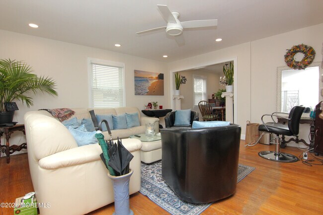 Photo - 240 7th Ave Unit 1