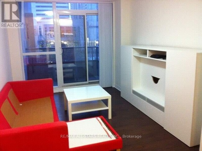 Photo - 35 Hollywood Ave Unit 210