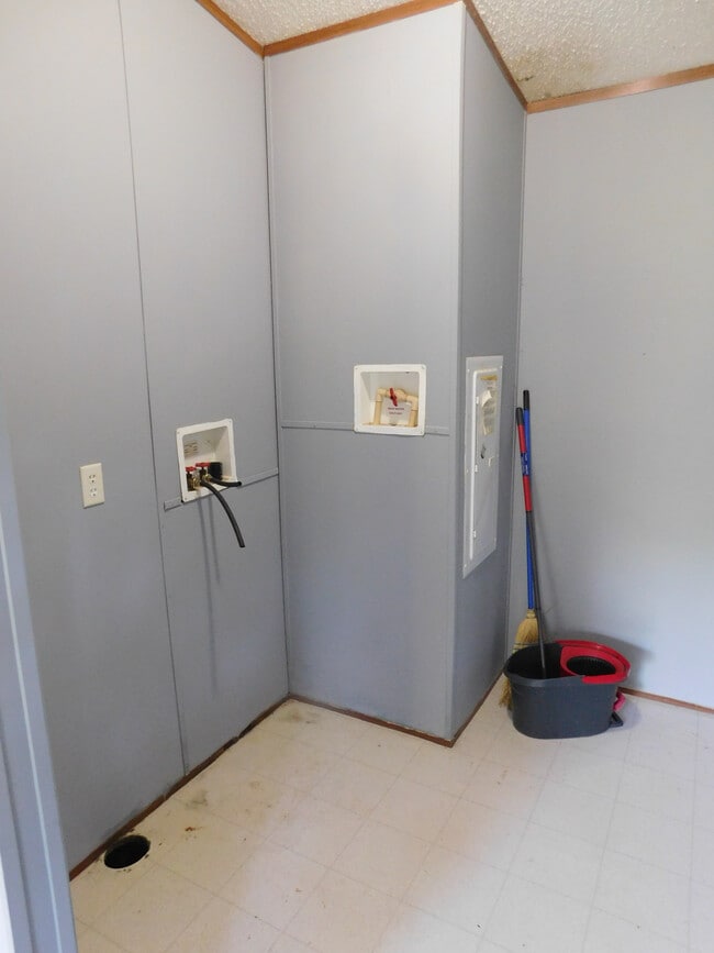 Photo - 233 Co Rd 725