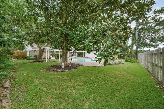 Photo - 110 Ridgemont Dr