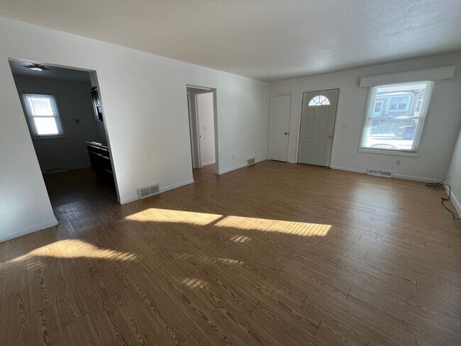 Photo - Dennis Riverfront Unidad Front