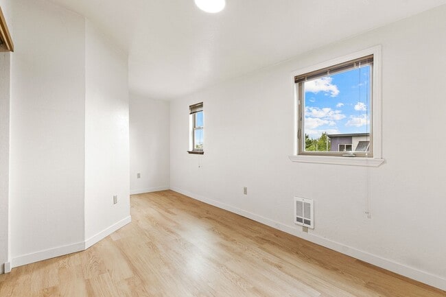 Maplewood Apartments