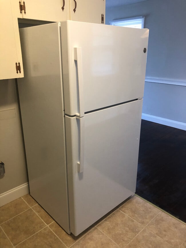 Photo - 906 Sanborn St