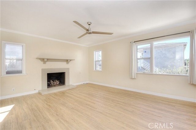 Photo - 445 Bent St