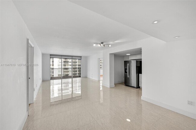 Photo - 18041 Biscayne Blvd Unit 1202