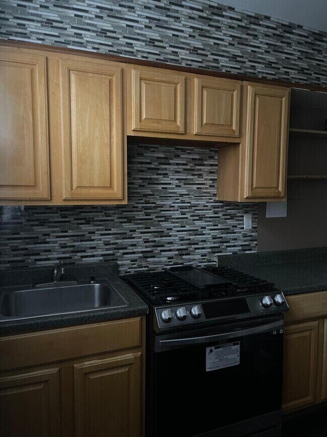 Photo - 4123 E Roosevelt Blvd Unit 2